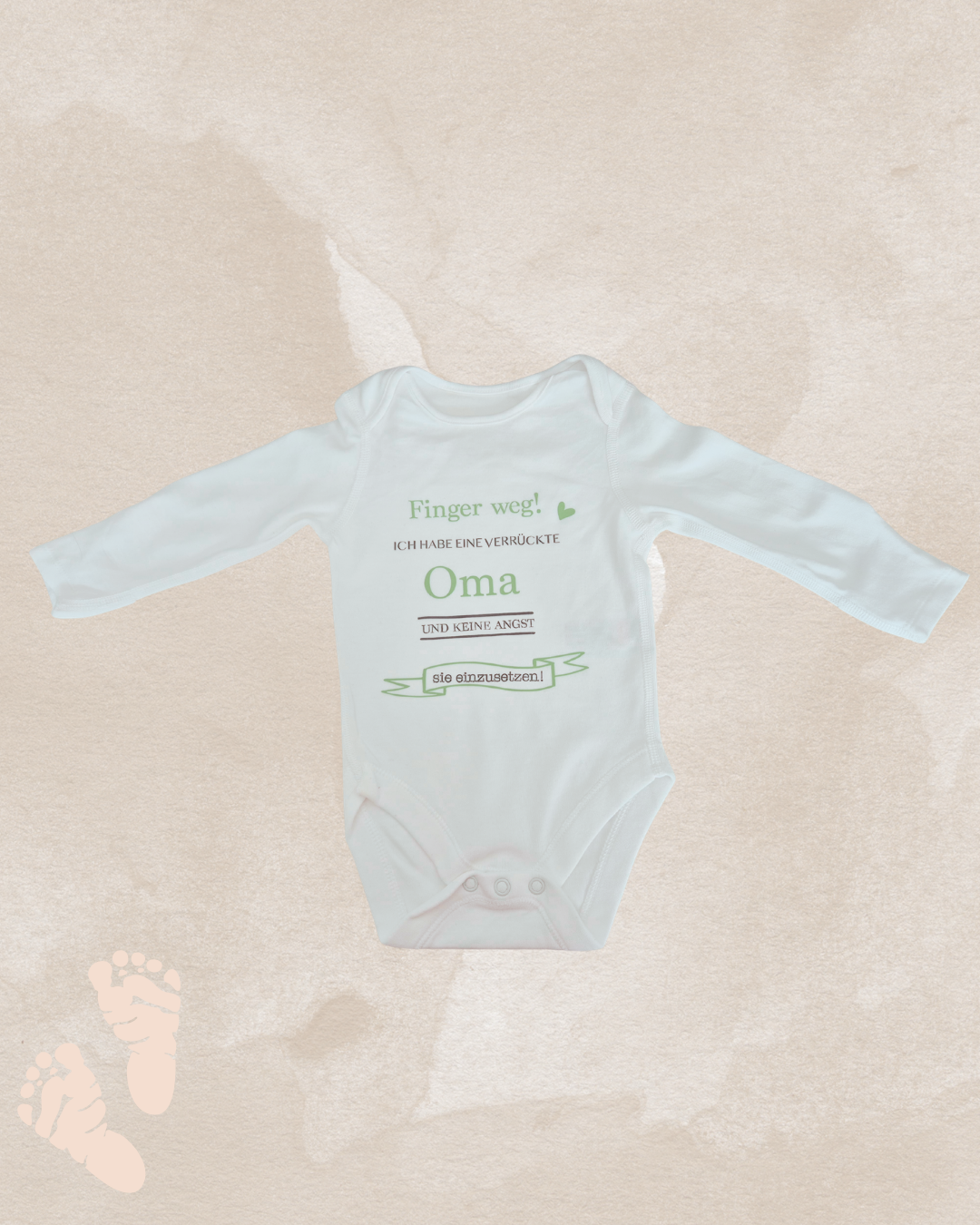Cooles Statement: Babybody „Finger weg! Ich habe eine verrückte Oma“